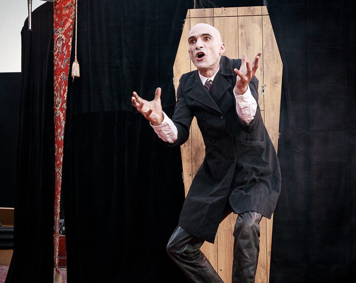 THÉÂTRE D’OUTRE-TOMBE, HUMOUR NOIR ET AUTRES I ...