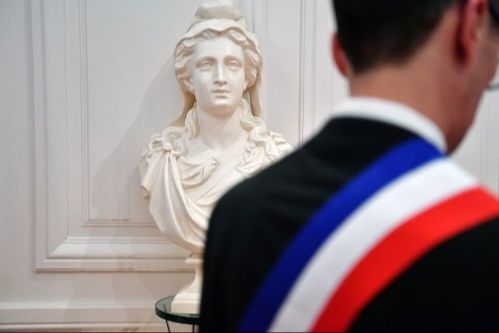 SOIRÉE DU GRAIN À MOUDRE / PAROLES DE MAIRES D ...