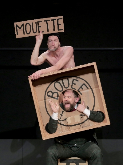 THÉÂTRE : LES GROS PATINENT BIEN