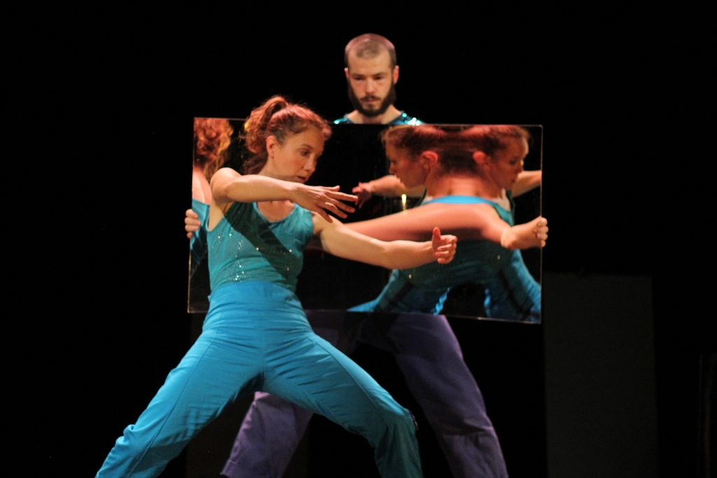 THÉÂTRE : MIROIR