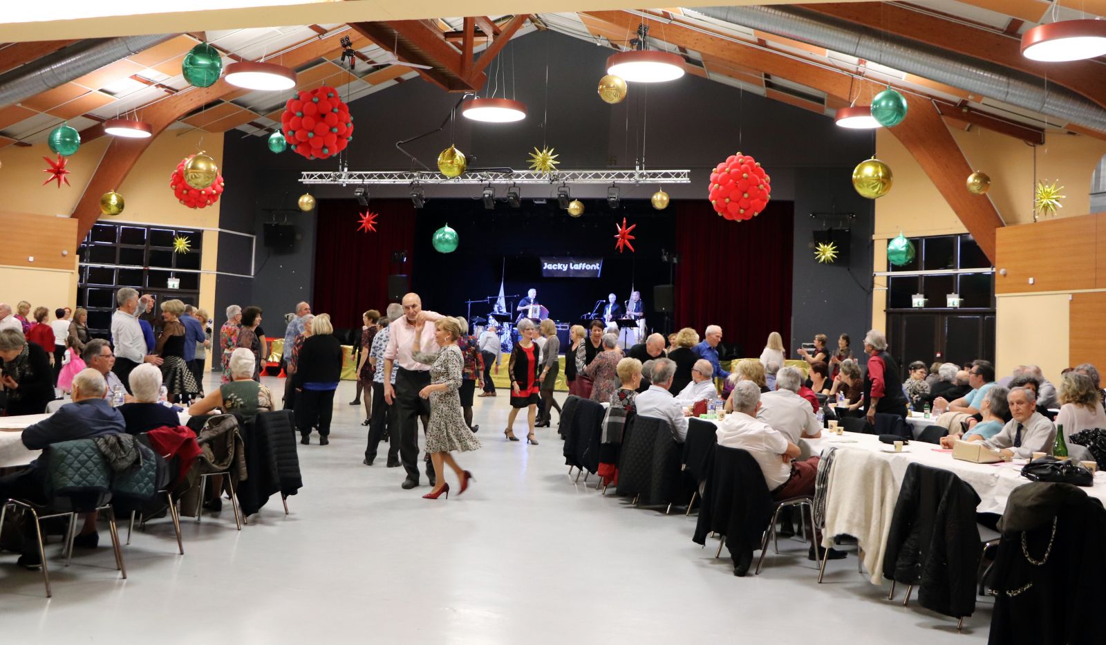 BAL MUSETTE AVEC L'ORCHESTRE SERGIO