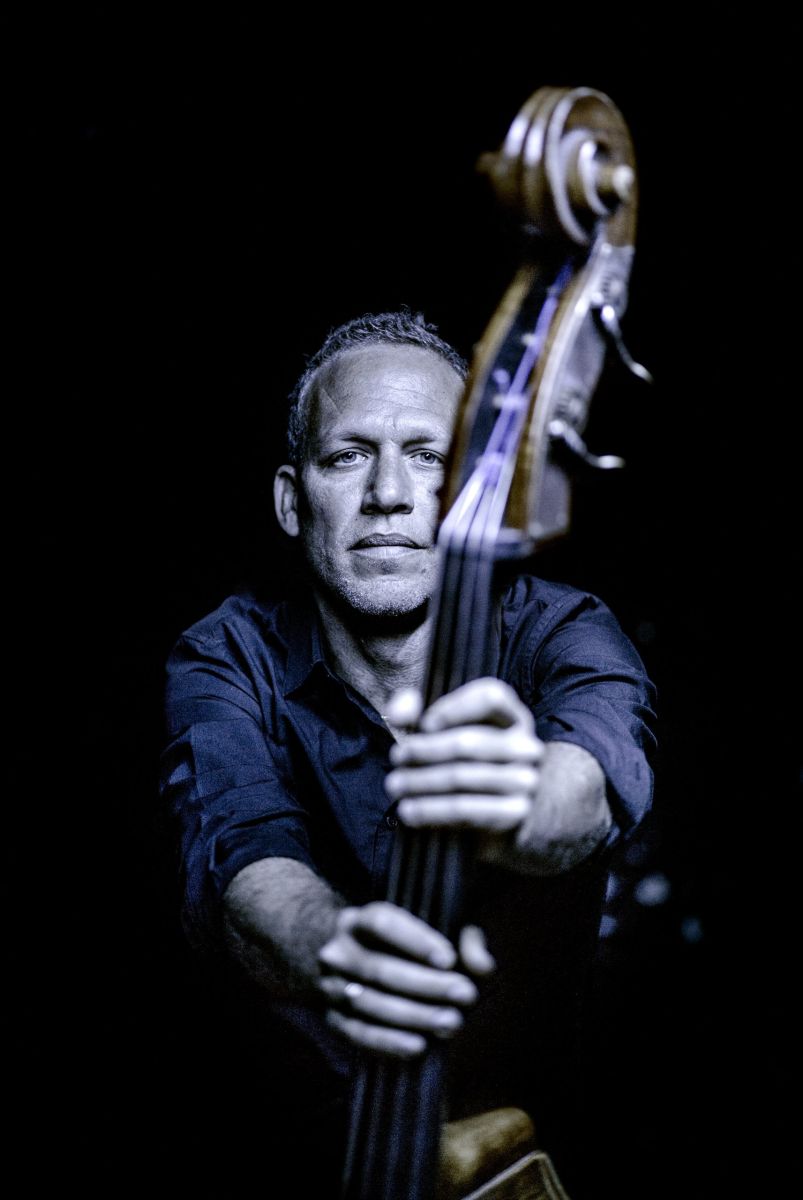 FESTIVAL JAZZ EN COMMINGES : AVISHAI COHEN QUI ...