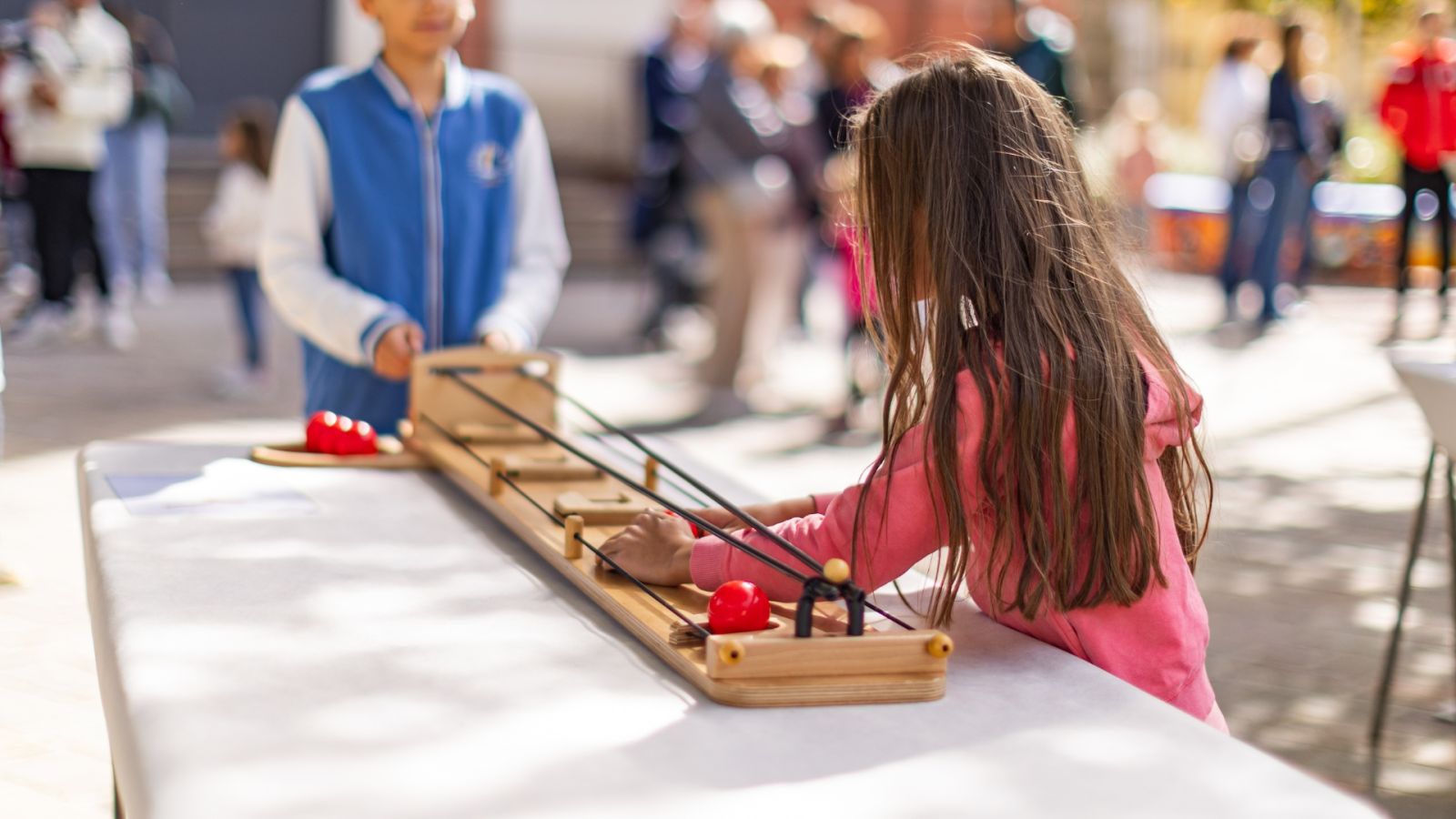 FÊTE À L'ANCIENNE SECOURS POPULAIRE