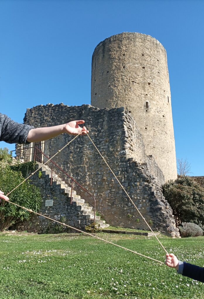 VISITE-ATELIER LES BÂTISSEURS DU CHÂTEAU