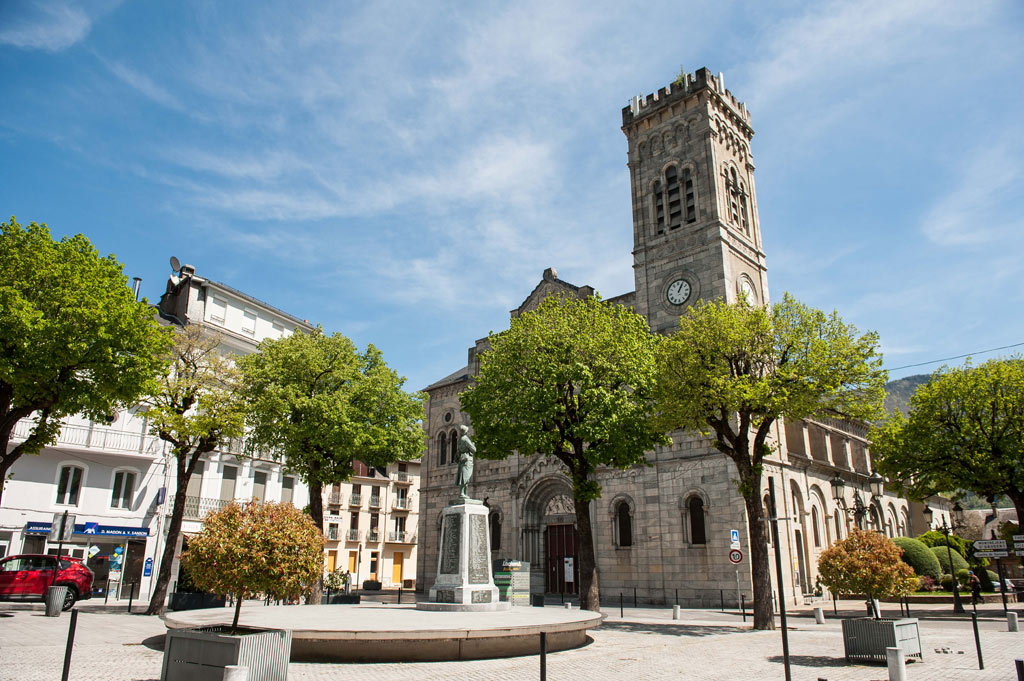 ville de luchon