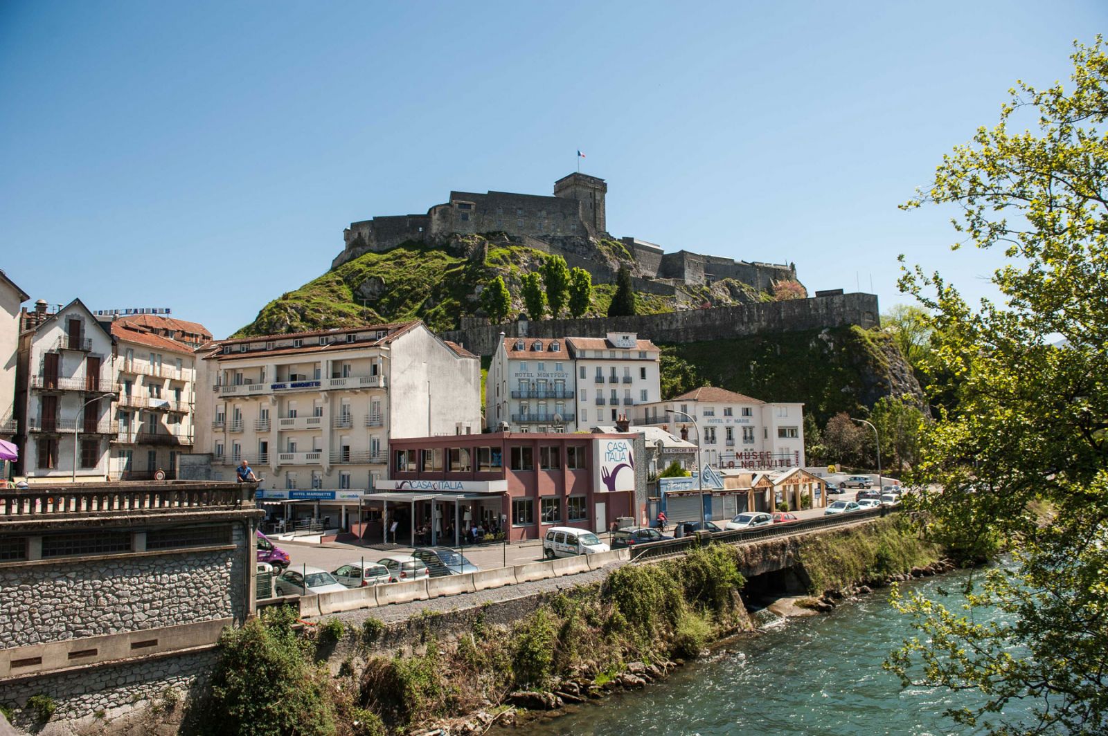 CHÂTEAU FORT DE LOURDES