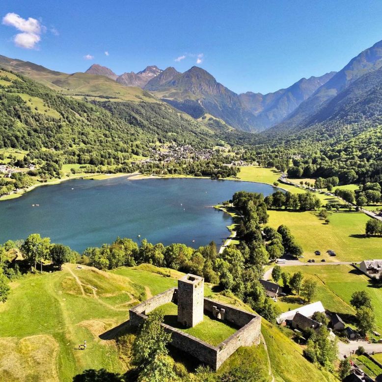 Génos-Loudenvielle Lake