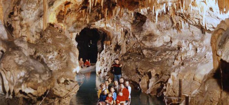 Caves of Médous