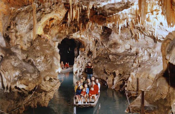 Grottes de Médous