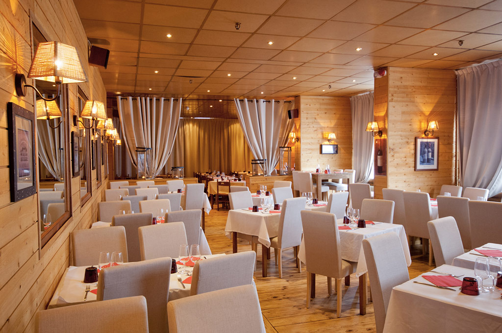 Restaurant Bagneres De Bigorre Le Jardin Des Brouches Photo0 Jpg Picture Of Le Jardin Des Brouches Bagneres De Bigorre Tripadvisor