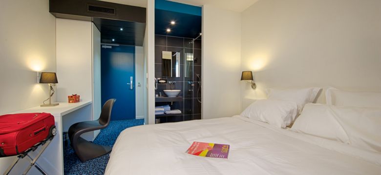 Le NexHotel