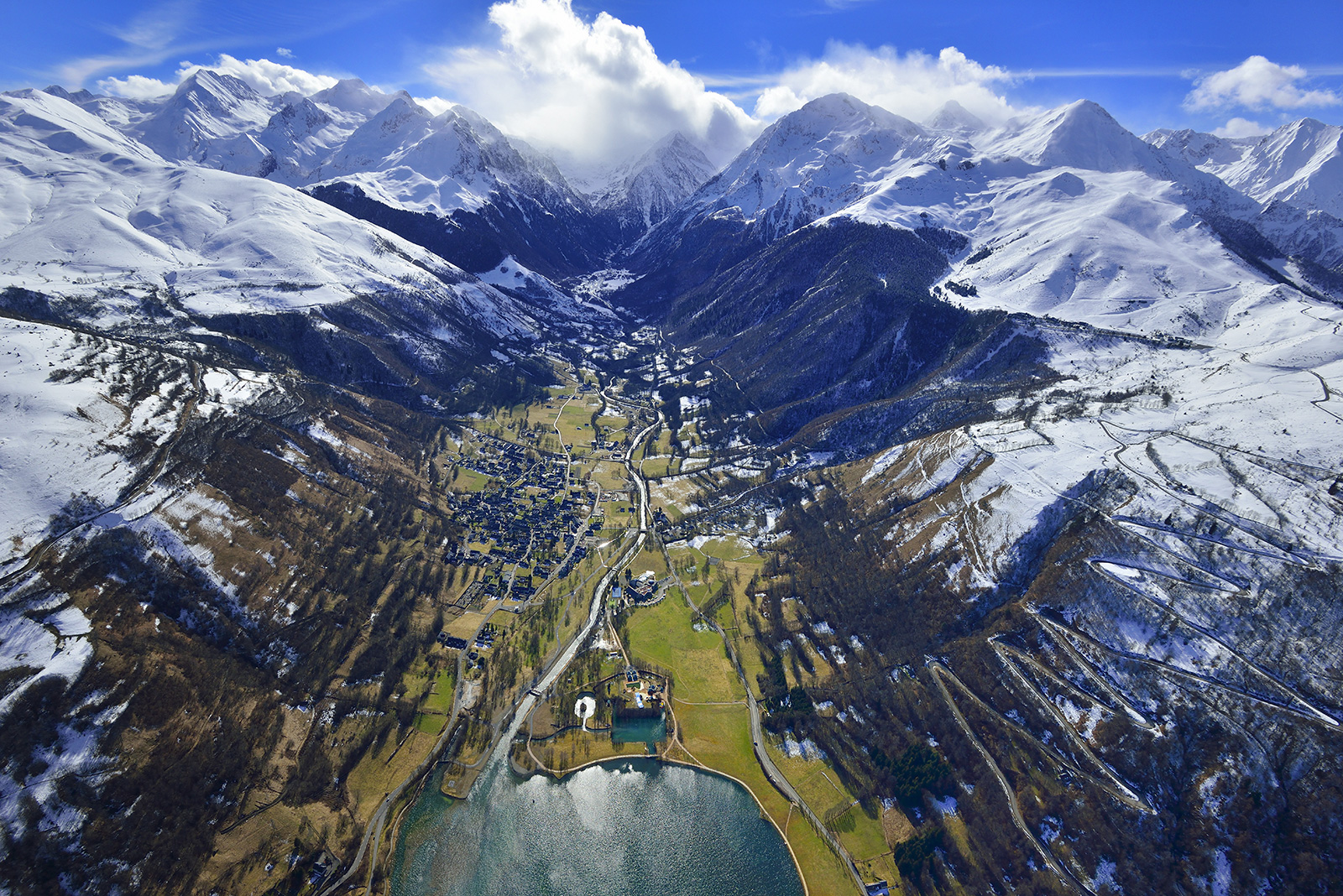 Peyragudes, une station, 3 villages