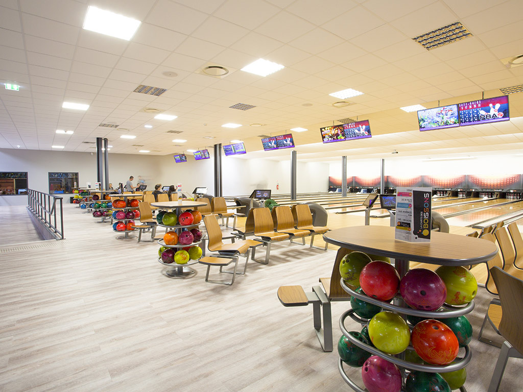 Dix 31 Bowling & Billard Bowling & Billards à Roques Guide