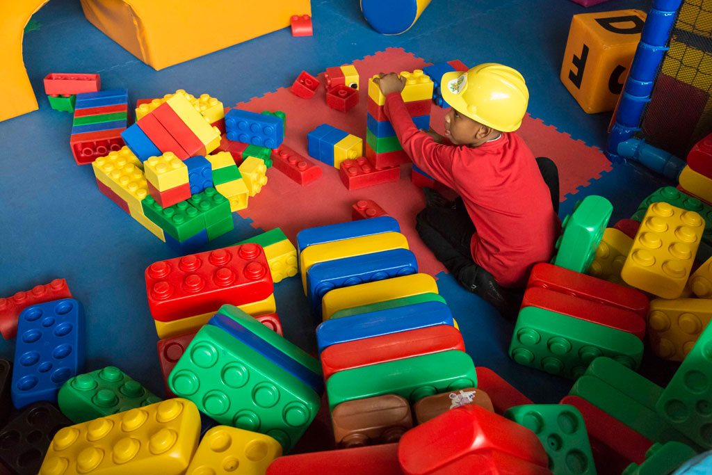 Les bénéfices des jeux de construction pour les enfants - Gulli Parc