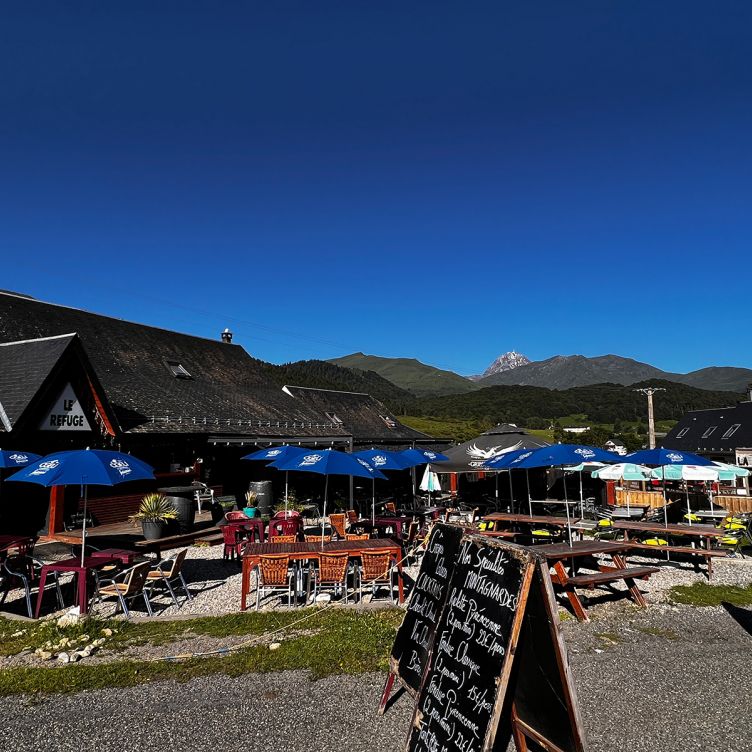 Le Refuge - Grill specialities and mountain dishes at Payolle