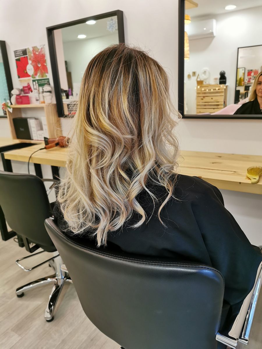Moving Coiffure By Marianne Salon De Coiffure A Tarbes Guide Toulouse Pyrenees