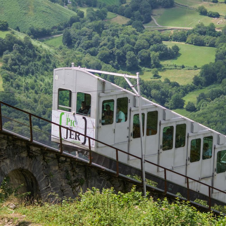Le Funiculaire du Pic du Jer