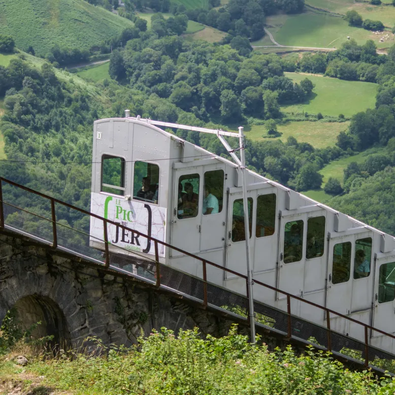 Le Funiculaire du Pic du Jer