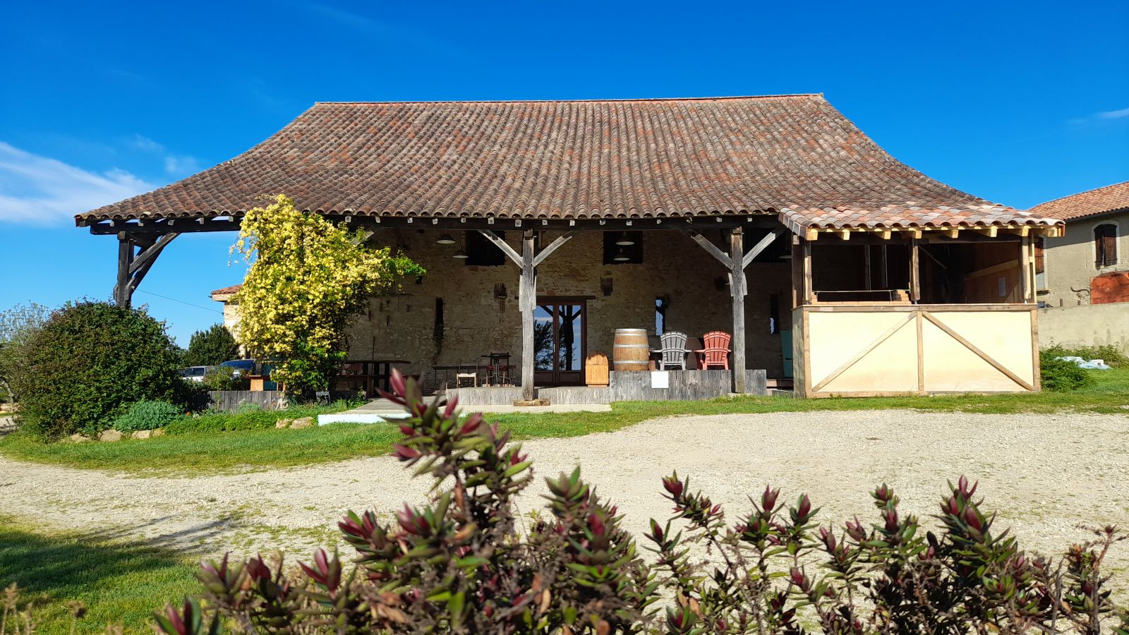 Lodging the Flânerie