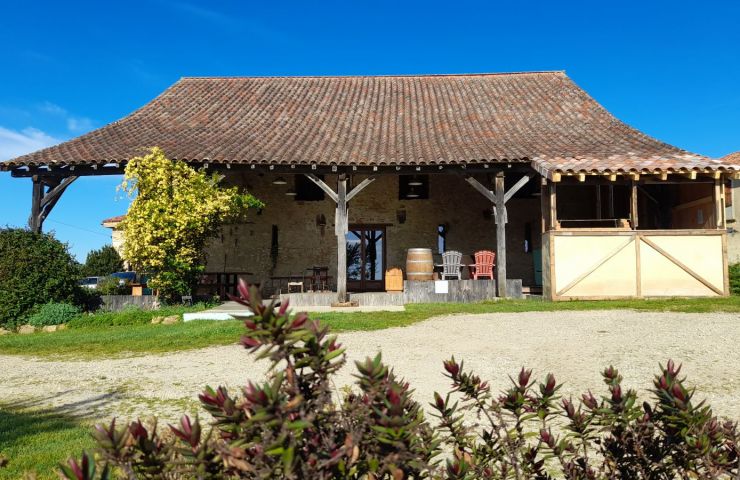 Lodging the Flânerie
