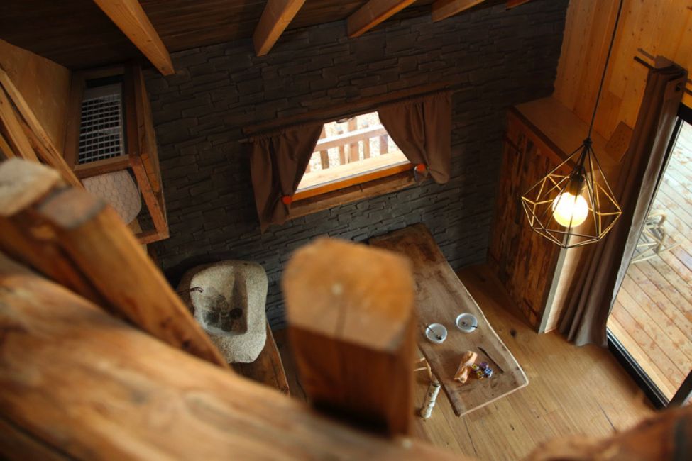 The Jacquoise Huts