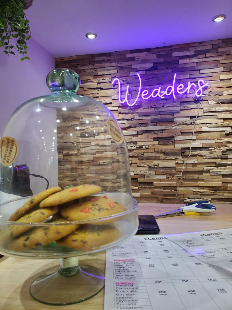 WEADERS