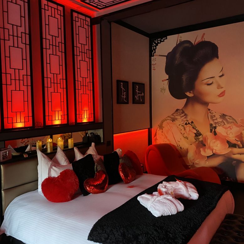 OZ Love Suite