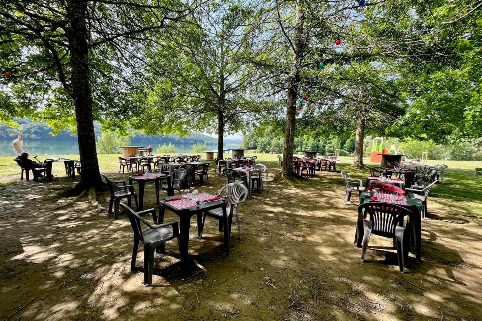 La Guinguette du Lac de l'Arrêt Darré