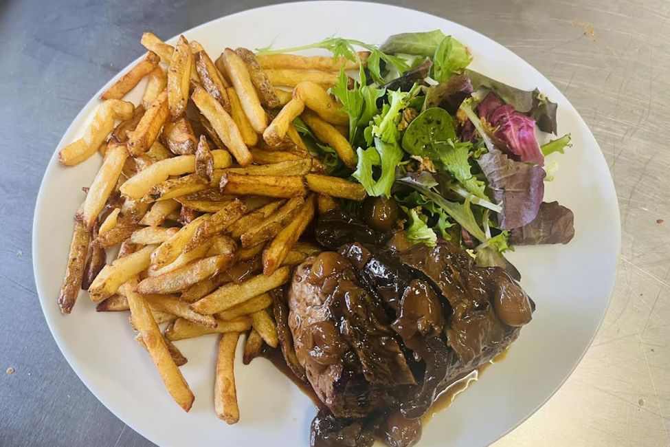 La Guinguette du Lac de l'Arrêt Darré