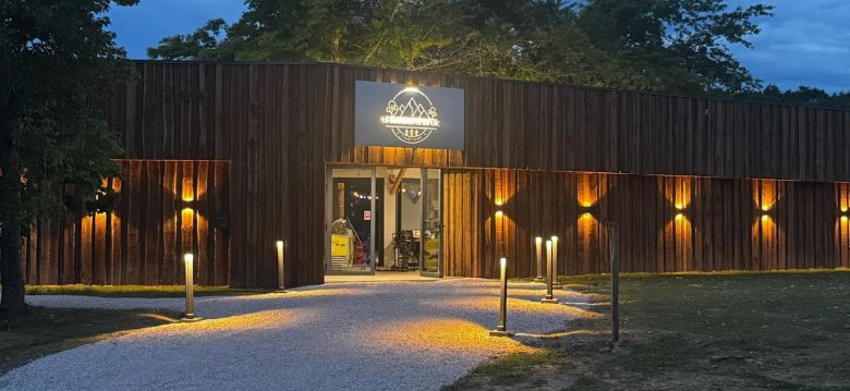 La Guinguette du Lac de l'Arrêt Darré