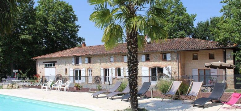 Le Mas de Briquepierre