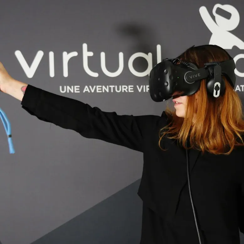 VIRTUAL ROOM