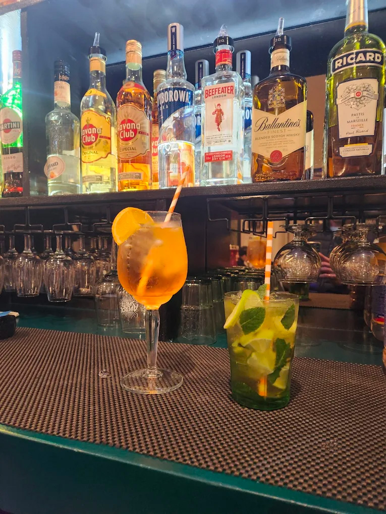 La Table LTJ - Grignotez des tapas et sirotez de bons cocktails à Saint-Gaudens