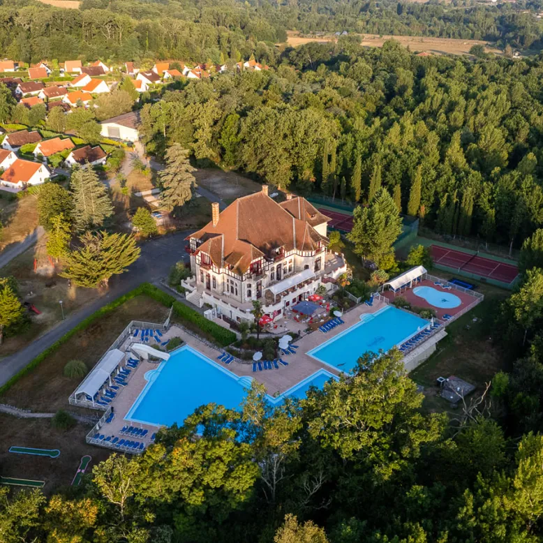 Parc de vacances de Cazalères