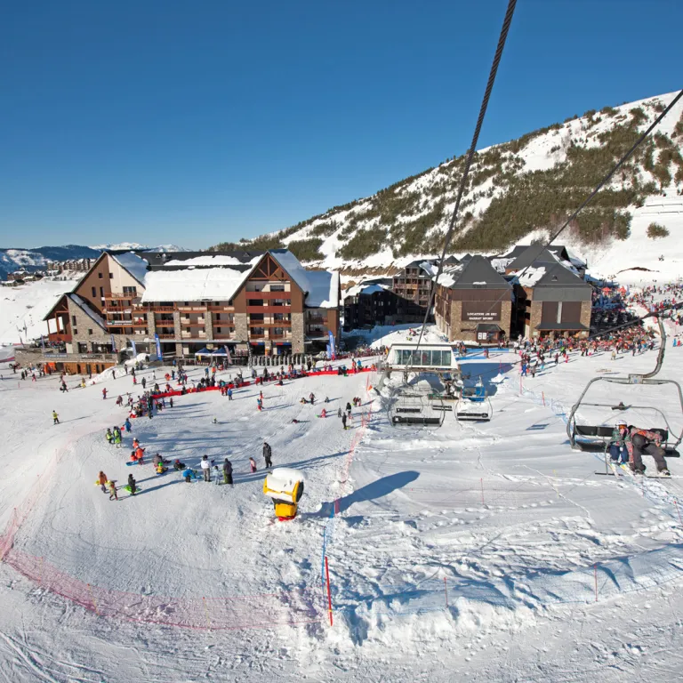 Peyragudes: Your ski holidays, in an idyllic s ...