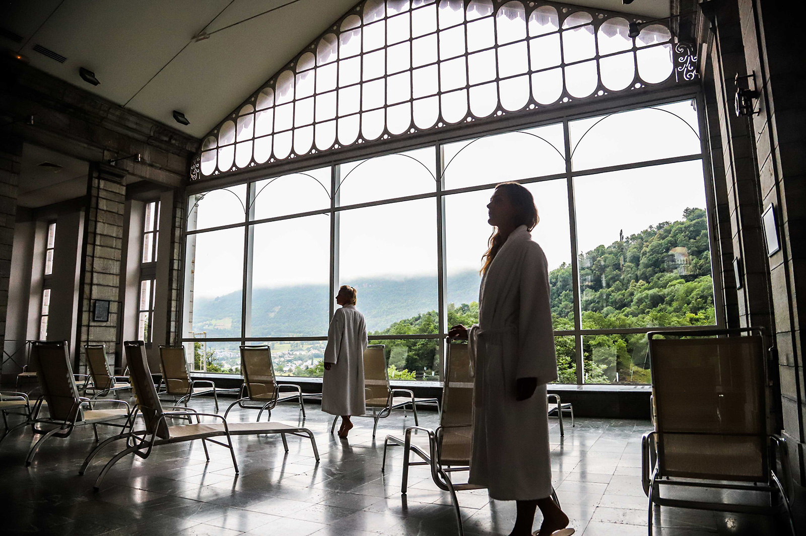 Detente Et Cure De Jouvence Aux Thermes De Luz Saint Sauveur Guide Toulouse Pyrenees
