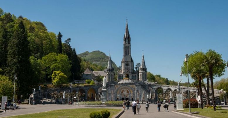 Visitemos Lourdes juntos
