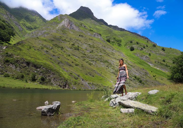 Paseo por el lago de Estaing: inmersión en tie ...