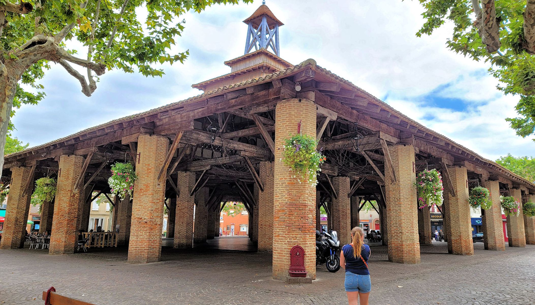 Bastide de Grenade : ville neuve du Moyen-Âge
