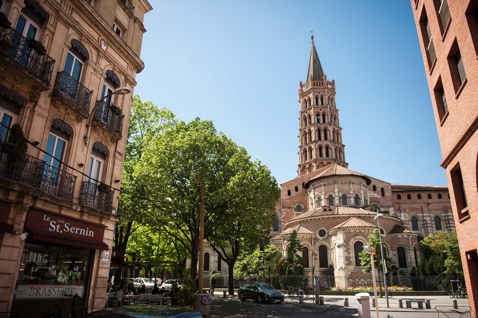 Interdit de s'ennuyer à Toulouse, dans les Pyr ...