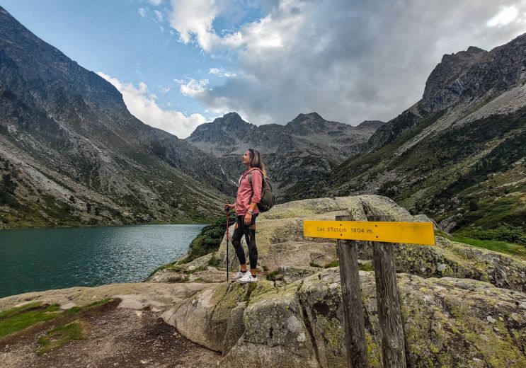 Hike to Lac d'Estom, one of the most beautiful ...