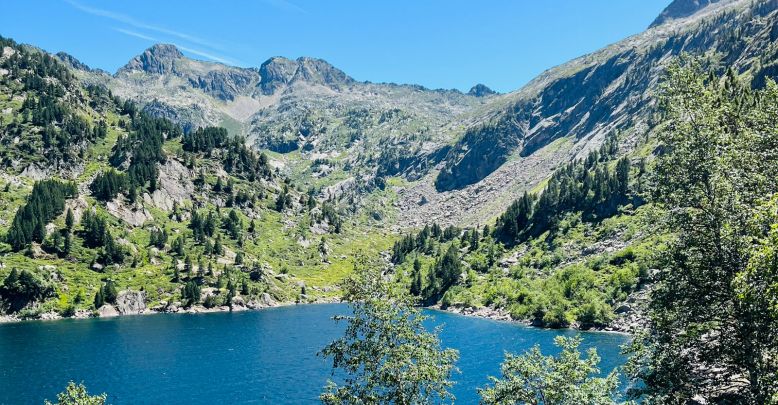 Hiking the Etang de Naguille in Haute-Ariège