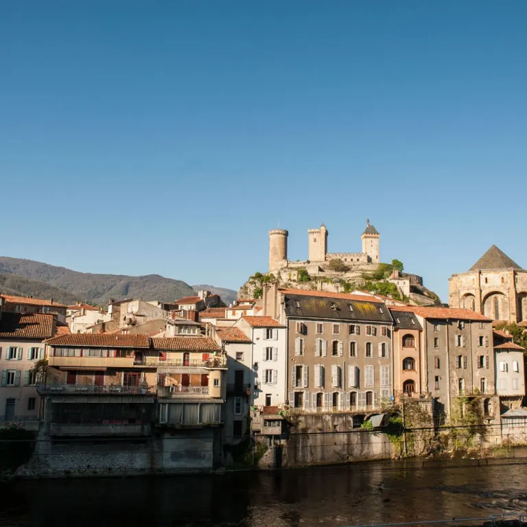 Les Châteaux du Pays Cathare en Ariège, de ric ...