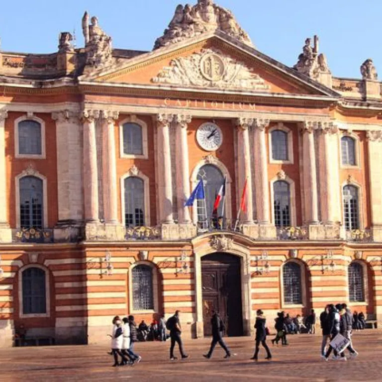 A second-hand shopping spree in Toulouse!