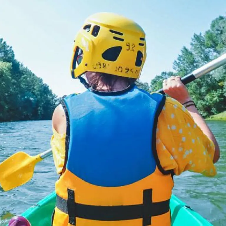 Kayak ride just 20 minutes from Toulouse