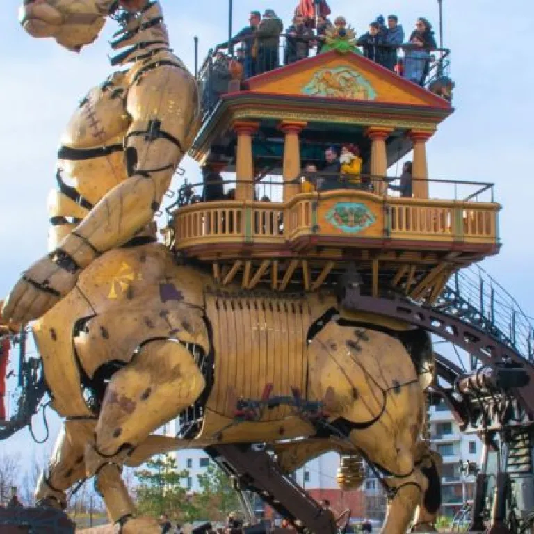 Mechanical reverie for young and old at the Ha ...