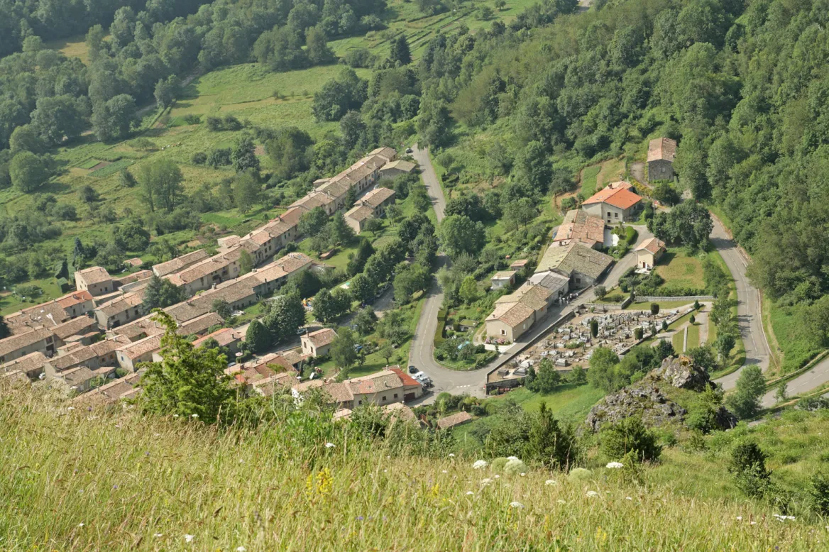 Village de Montsegur Photo : AdobeStock / Arenysam