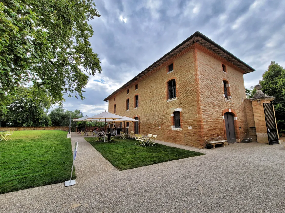 CHÂTEAU LARÉOLE