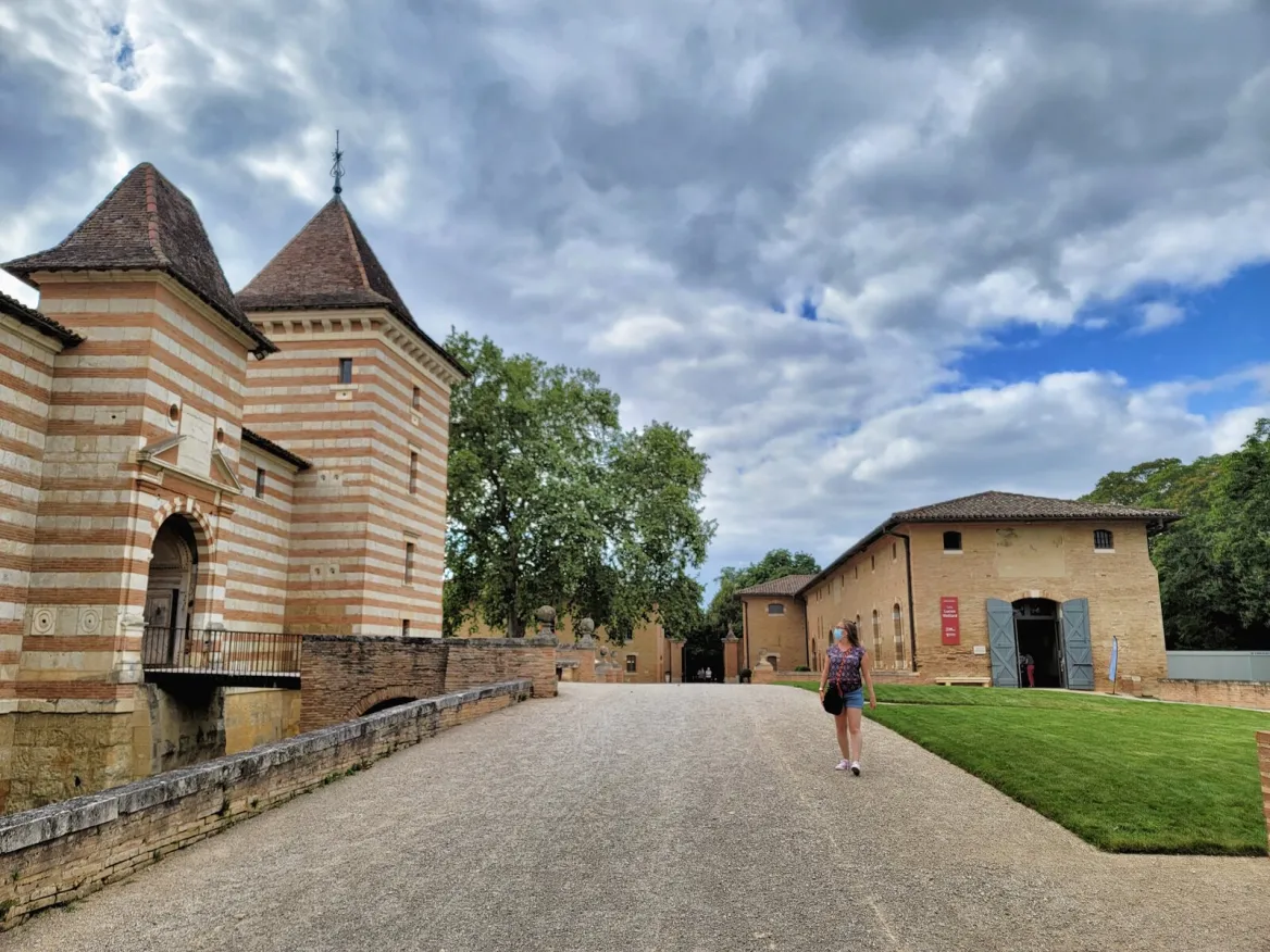 CHÂTEAU LARÉOLE