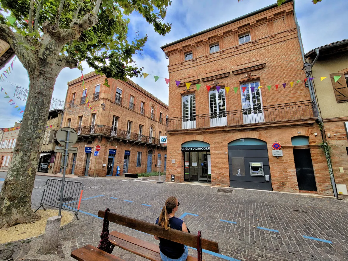 In the foreground, the private mansion of the Farmer General (former Town Hall)